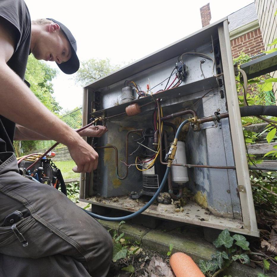 Eastern half of US sweltering again, with dangerous heat wave expected to last until midweek
